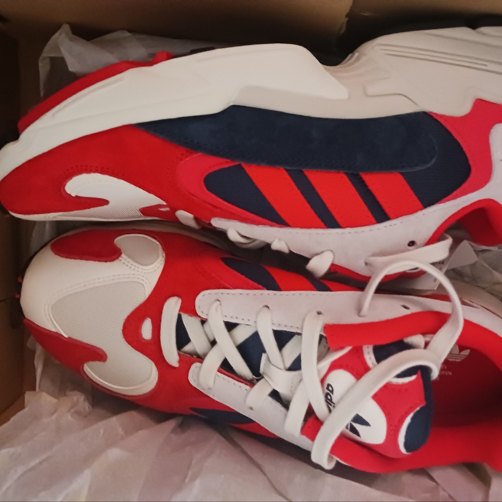 Adidas yung1